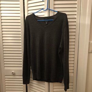 Nordstrom Men’s V-Neck 100% Merino Wool, L